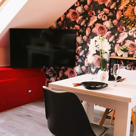Romantic Studio Eve - Proche Gare - Netflix - Wifi アミアン エクステリア 写真
