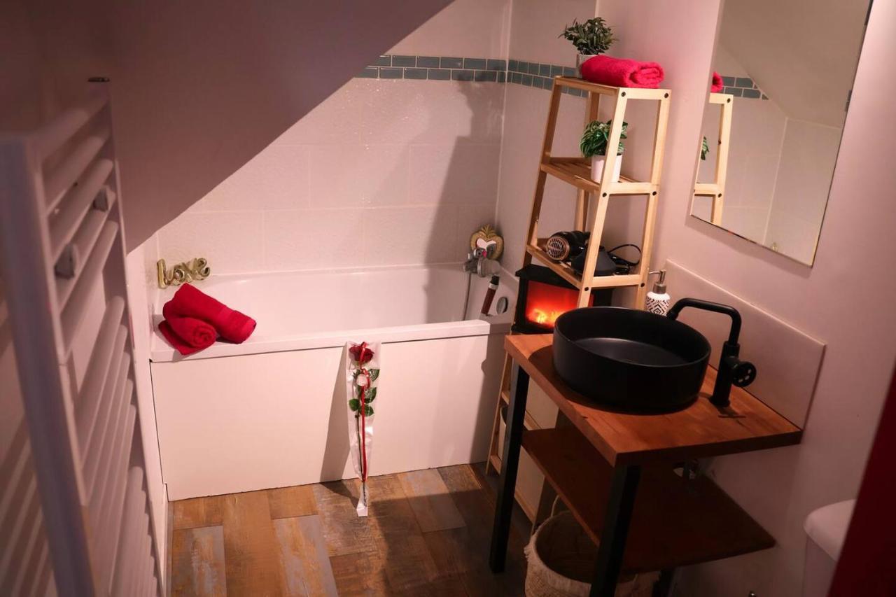 Romantic Studio Eve - Proche Gare - Netflix - Wifi アミアン エクステリア 写真